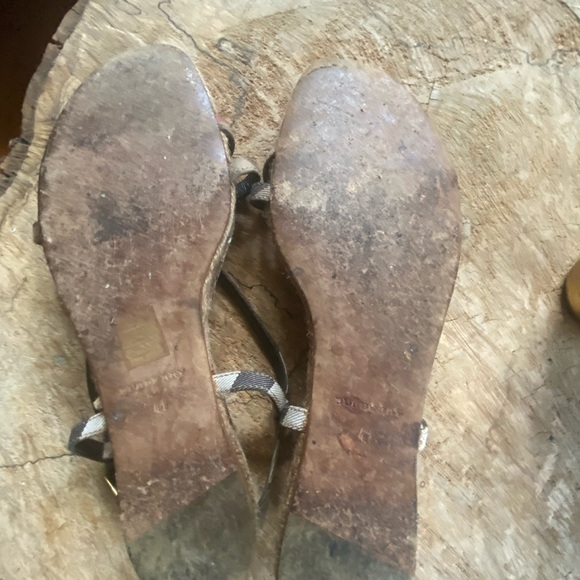 Burberry strapped espadrilles sandals - Picture 9 of 10